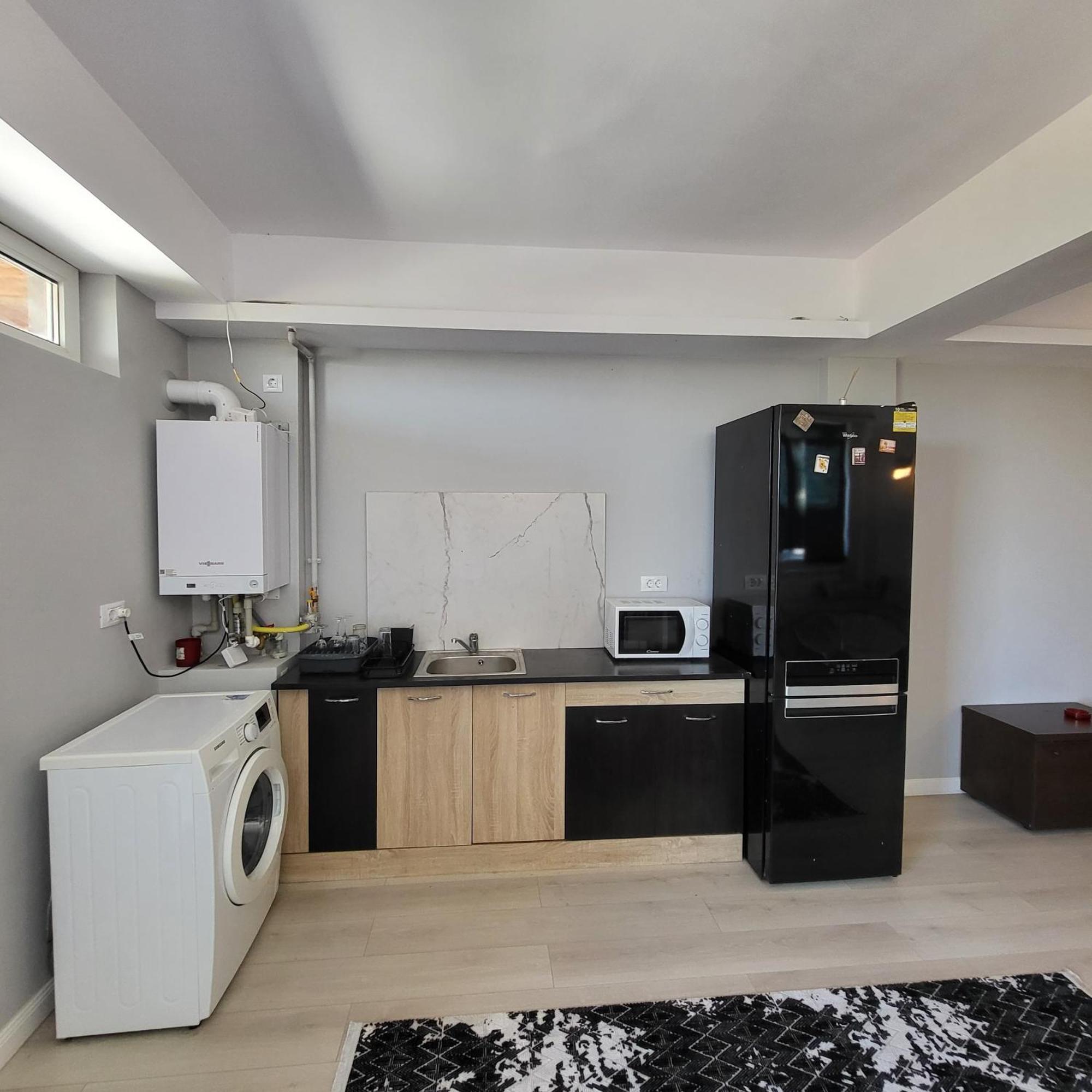 Crystal Apartment Bucarest Esterno foto